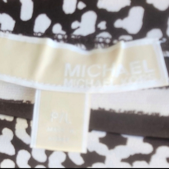 MICHAEL Michael Kors Monochrome Patterned Top. Size P/L - Picture 3 of 6